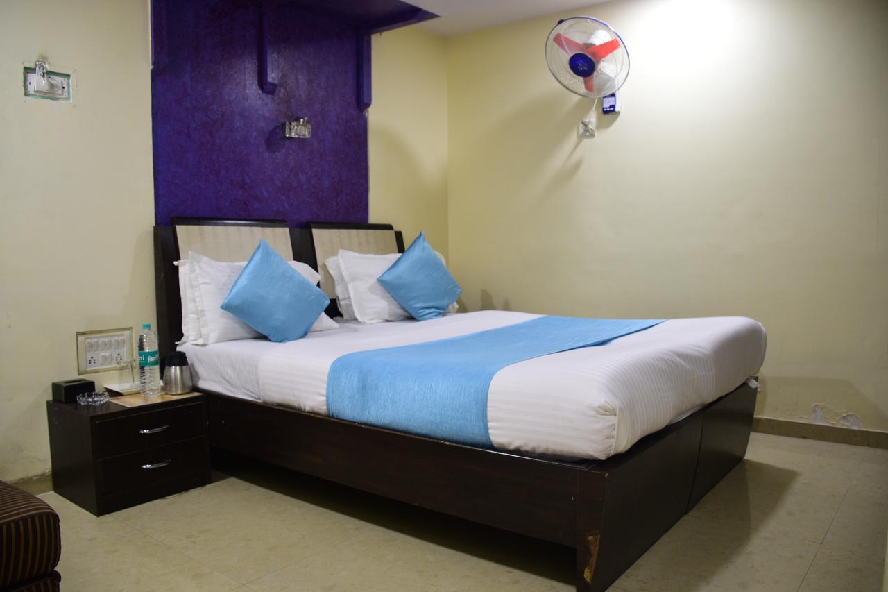 Hotel K.C Residency Mumbai Ngoại thất bức ảnh