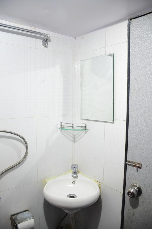 Hotel K.C Residency Mumbai Ngoại thất bức ảnh